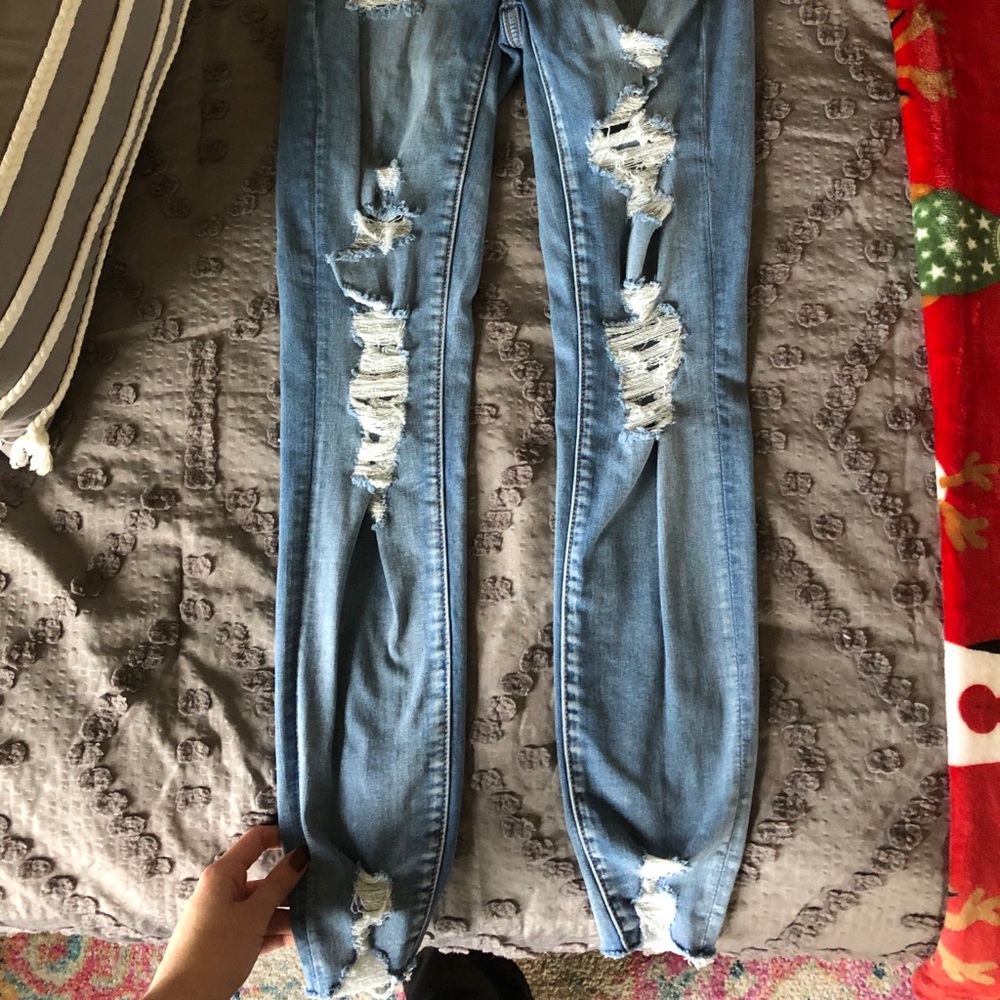 American eagle stretch ripped jeans